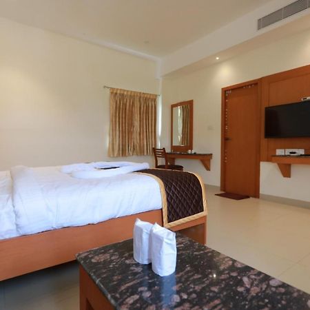 Hotel Ashok Palace Karūr 外观 照片