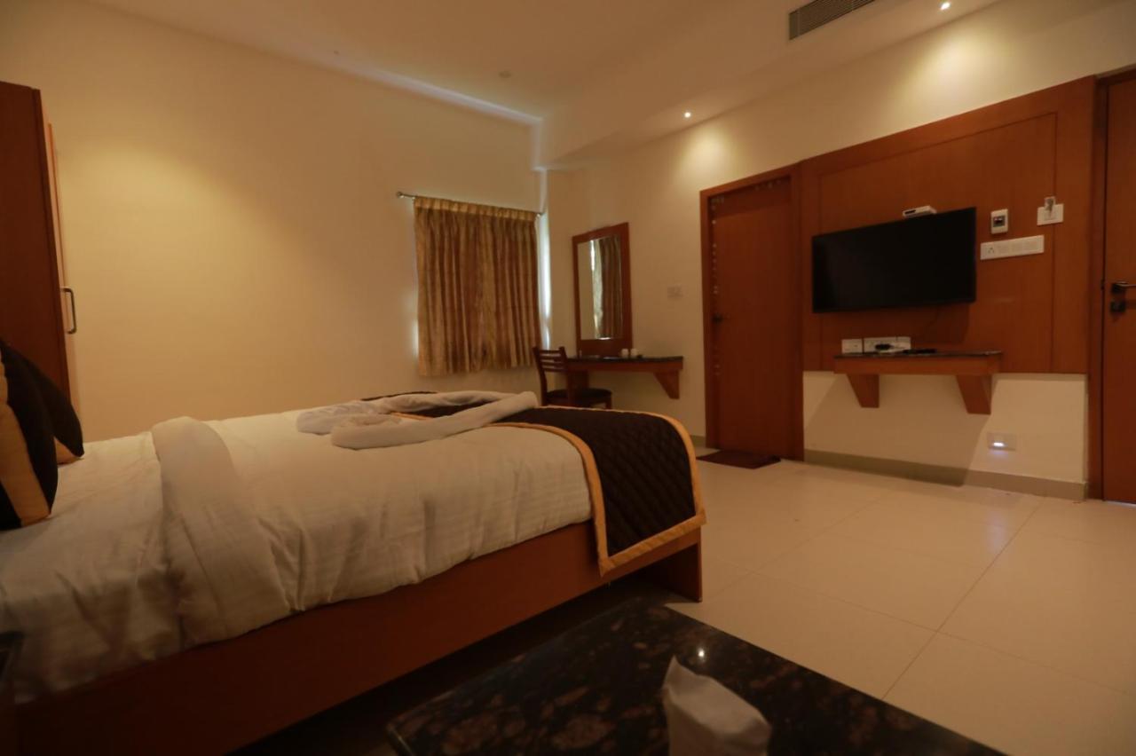 Hotel Ashok Palace Karūr 外观 照片