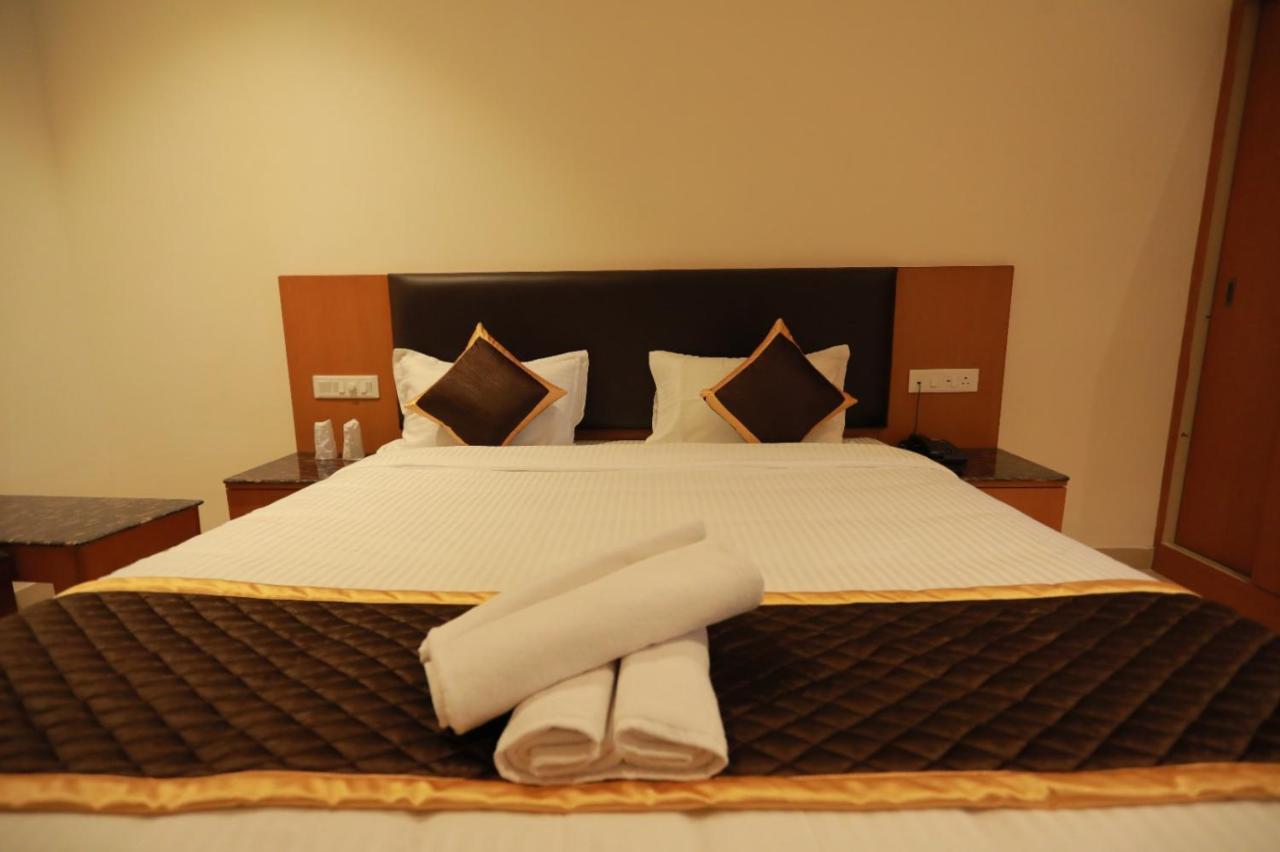 Hotel Ashok Palace Karūr 外观 照片