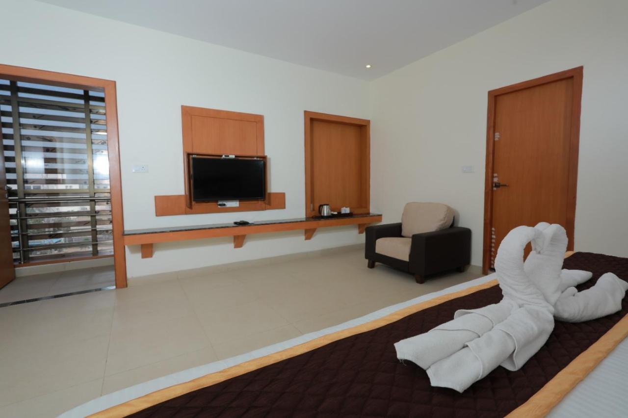 Hotel Ashok Palace Karūr 外观 照片