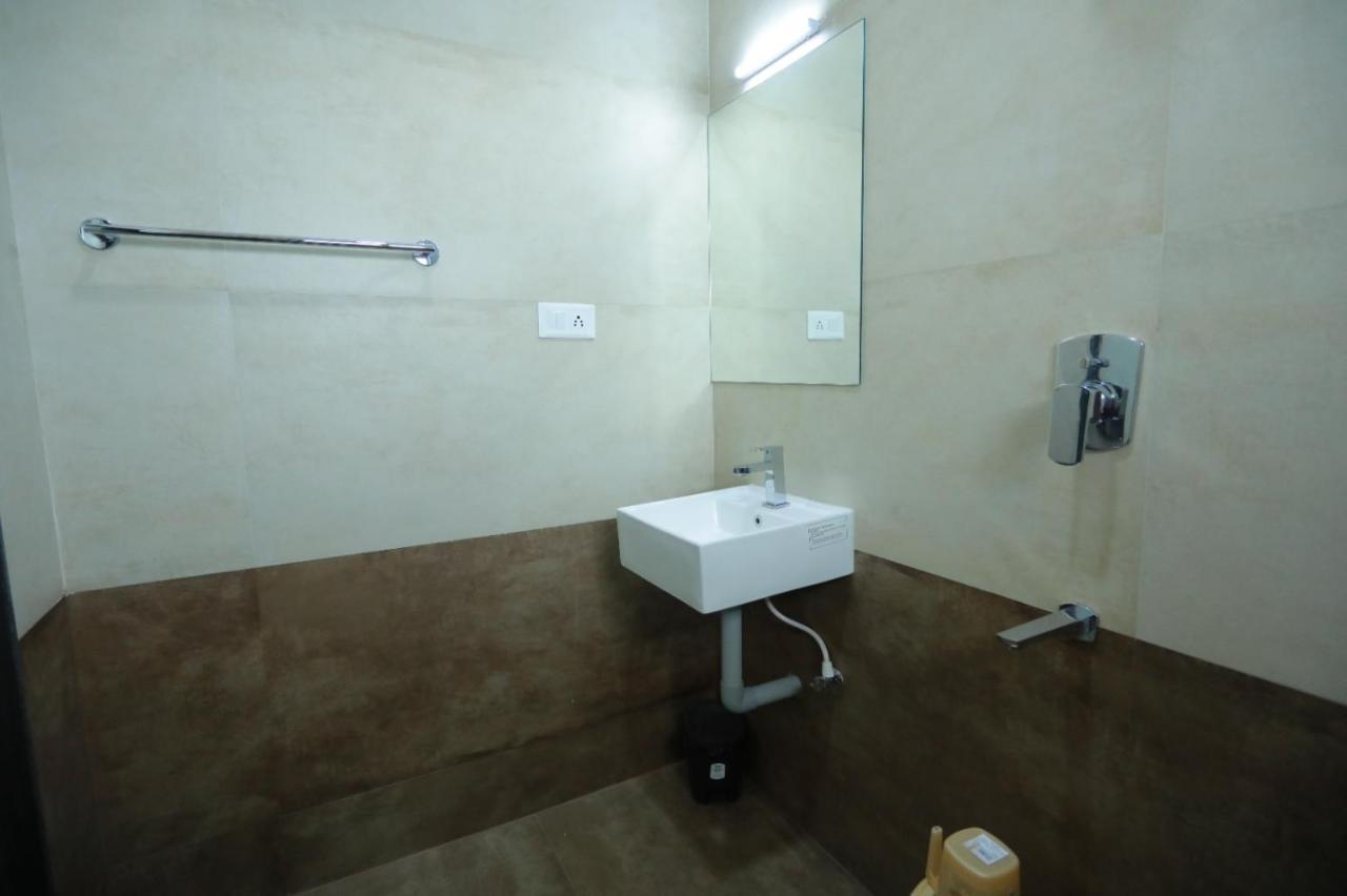 Hotel Ashok Palace Karūr 外观 照片